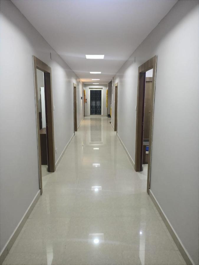 Swagath Residency Kākināda Εξωτερικό φωτογραφία