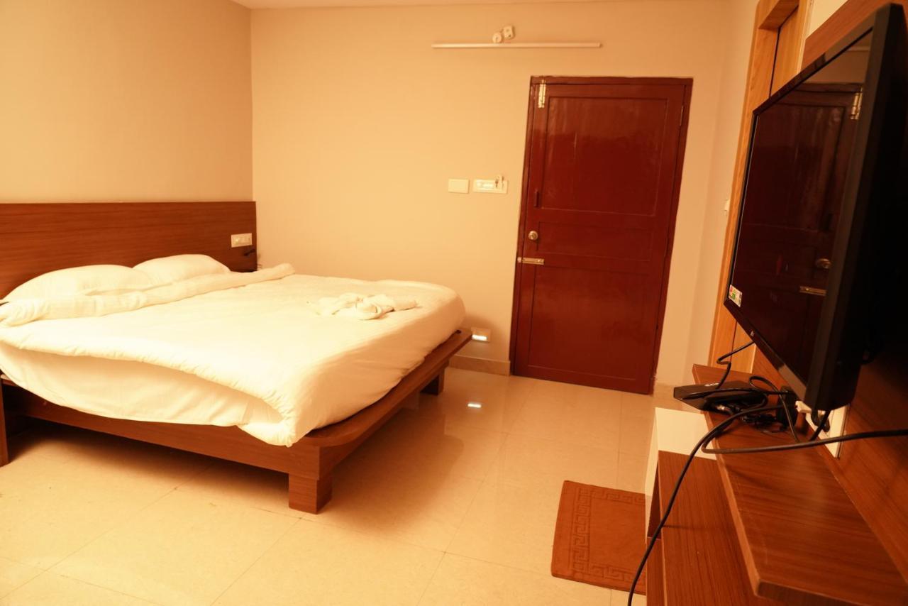 Swagath Residency Kākināda Εξωτερικό φωτογραφία