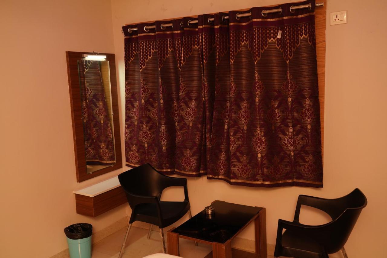 Swagath Residency Kākināda Εξωτερικό φωτογραφία